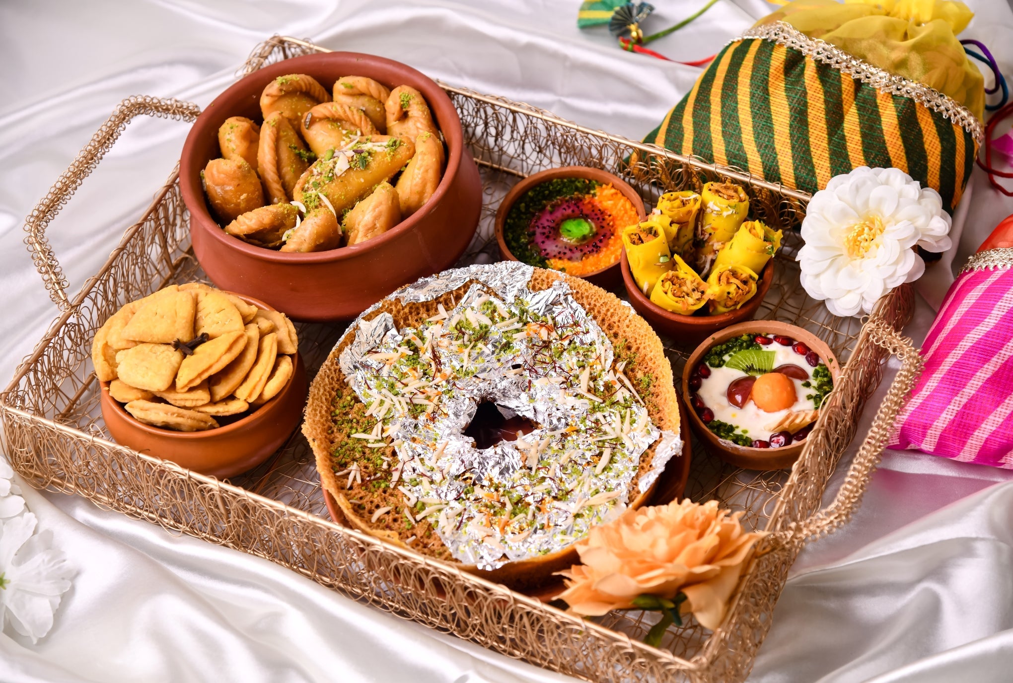Why Do We Never Let Guests Leave Without Eating? The Indian Tradition of ‘Kuch Meetha Ho Jaye’