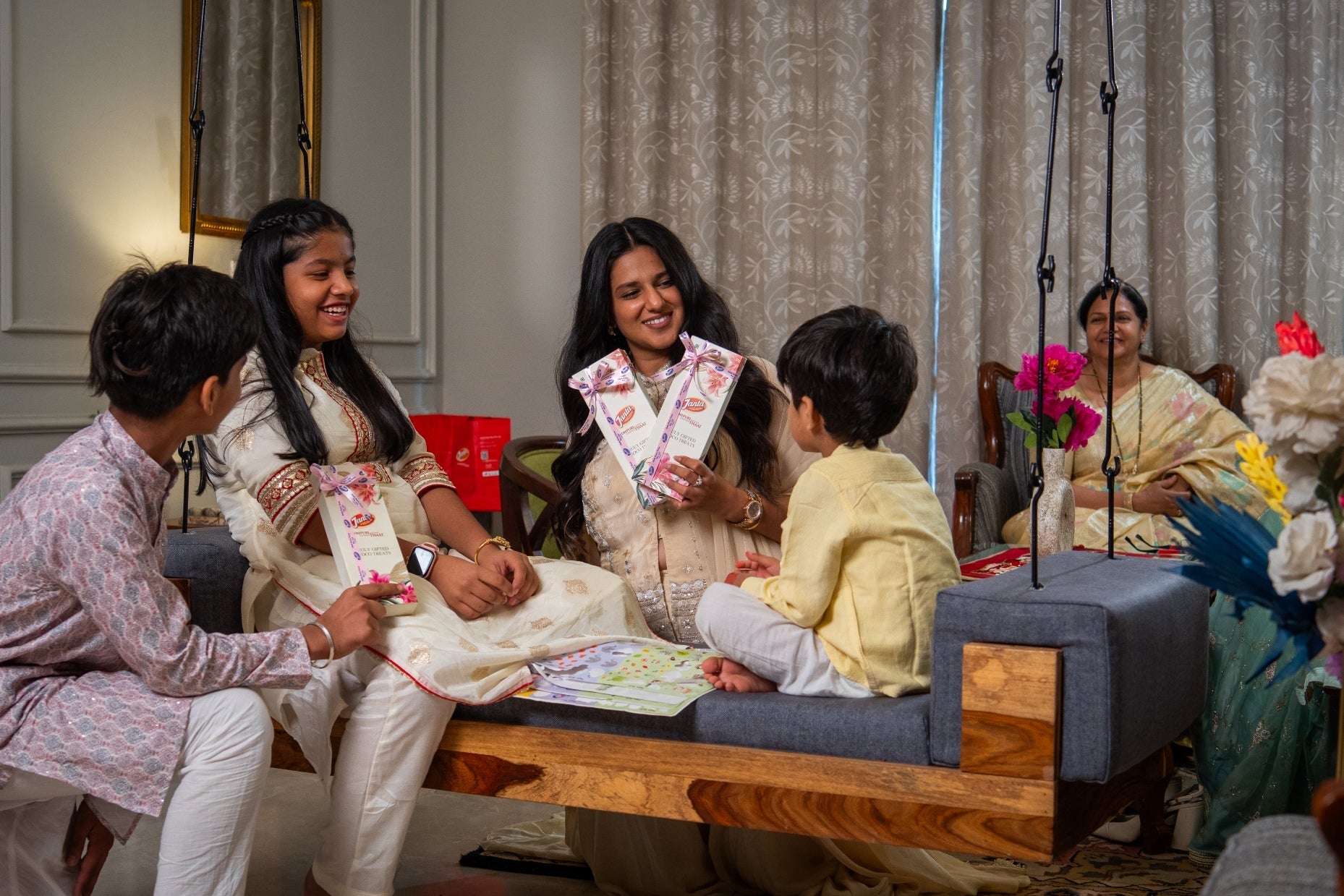 How to Choose the Perfect Rakhi Gift Based on Your Sibling's Taste