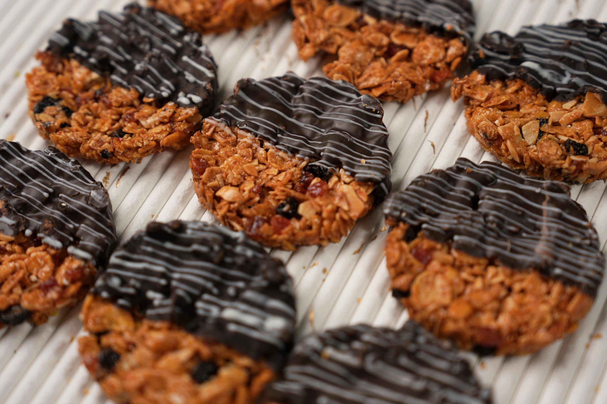Almond Crunchy | Rakhi Special