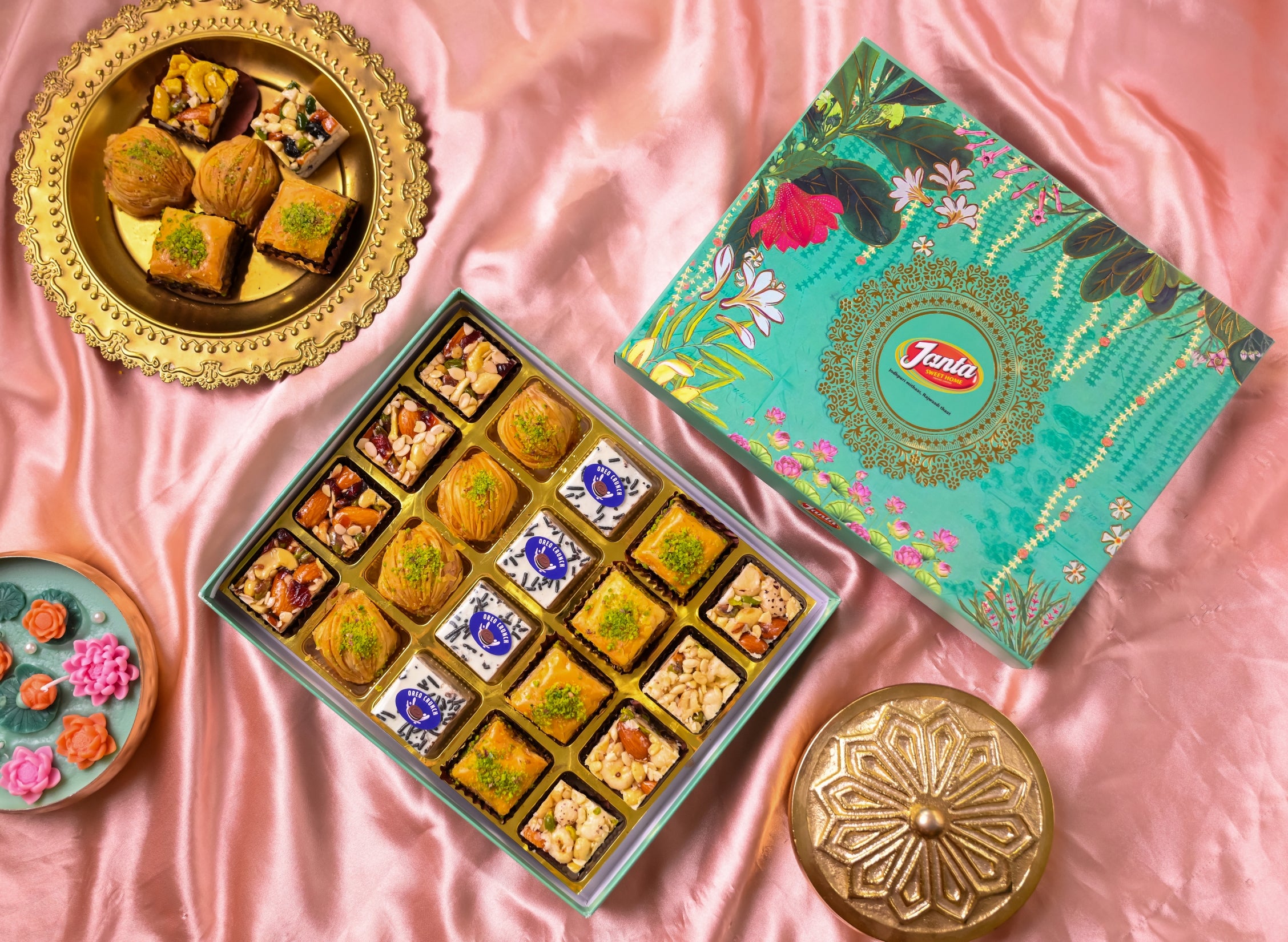 BLOSSOM BOX