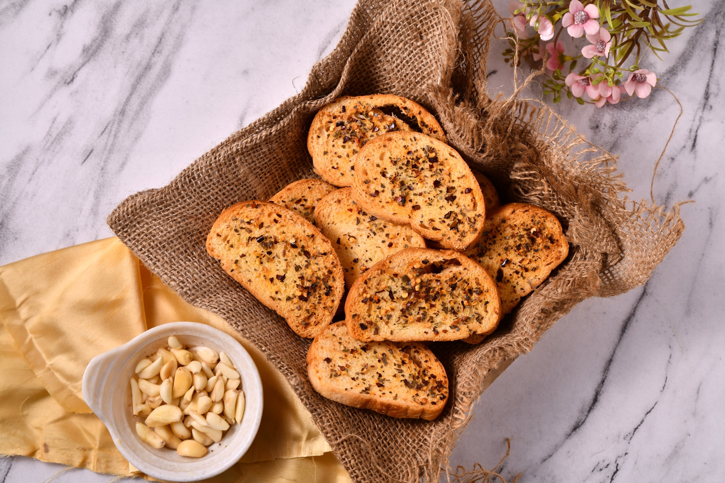 Garlic Rusk