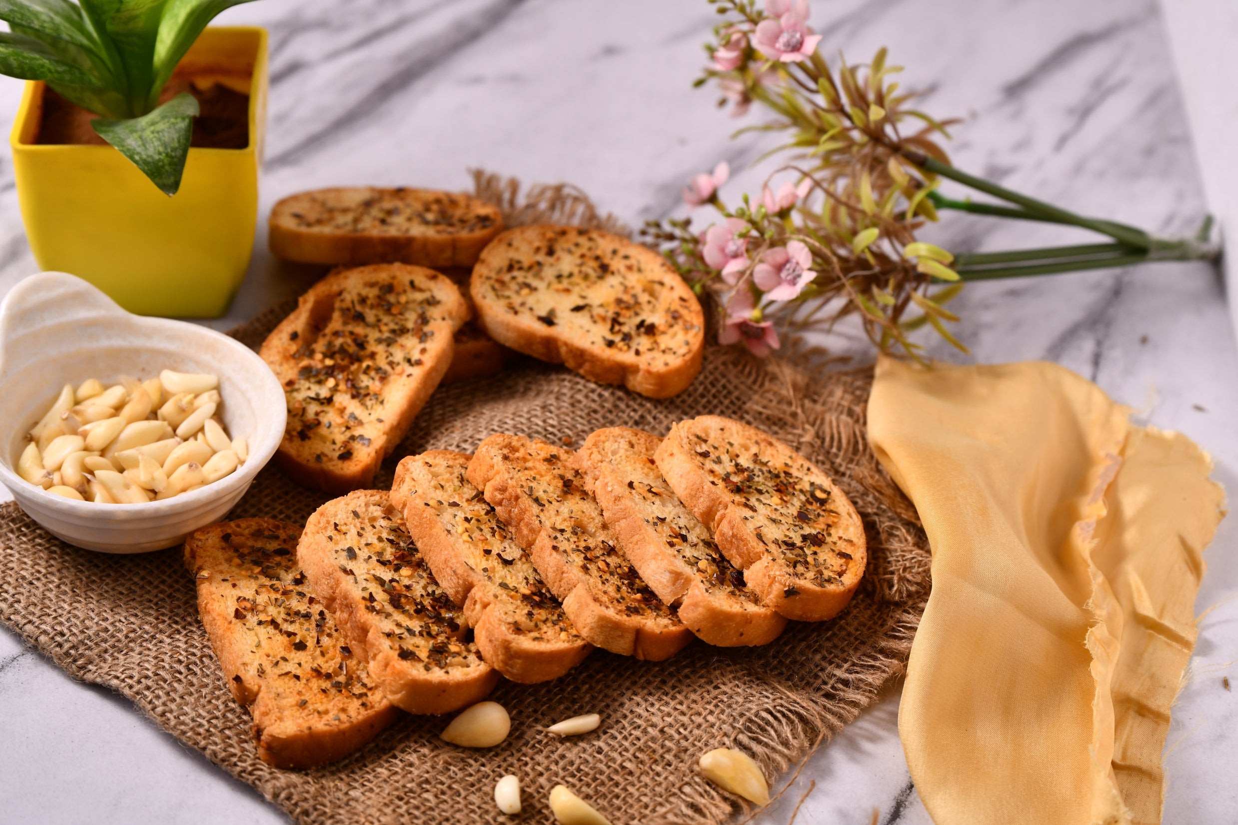 Garlic Rusk