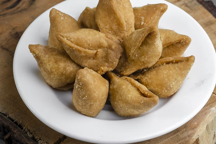 Dry Samosa (Jodhpuri)