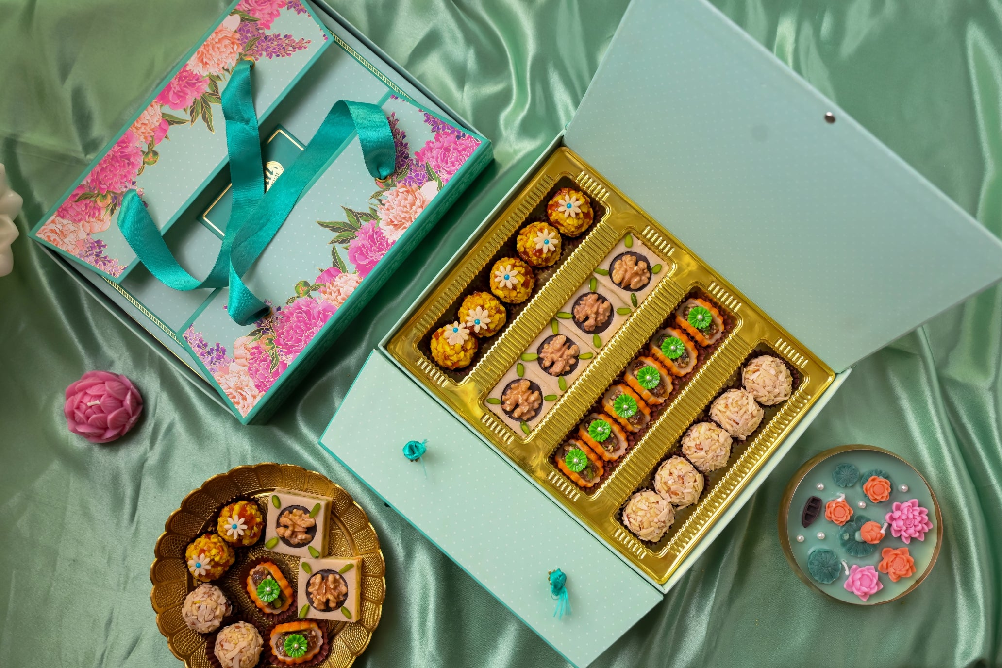 FLORAL SWEEТ BOX