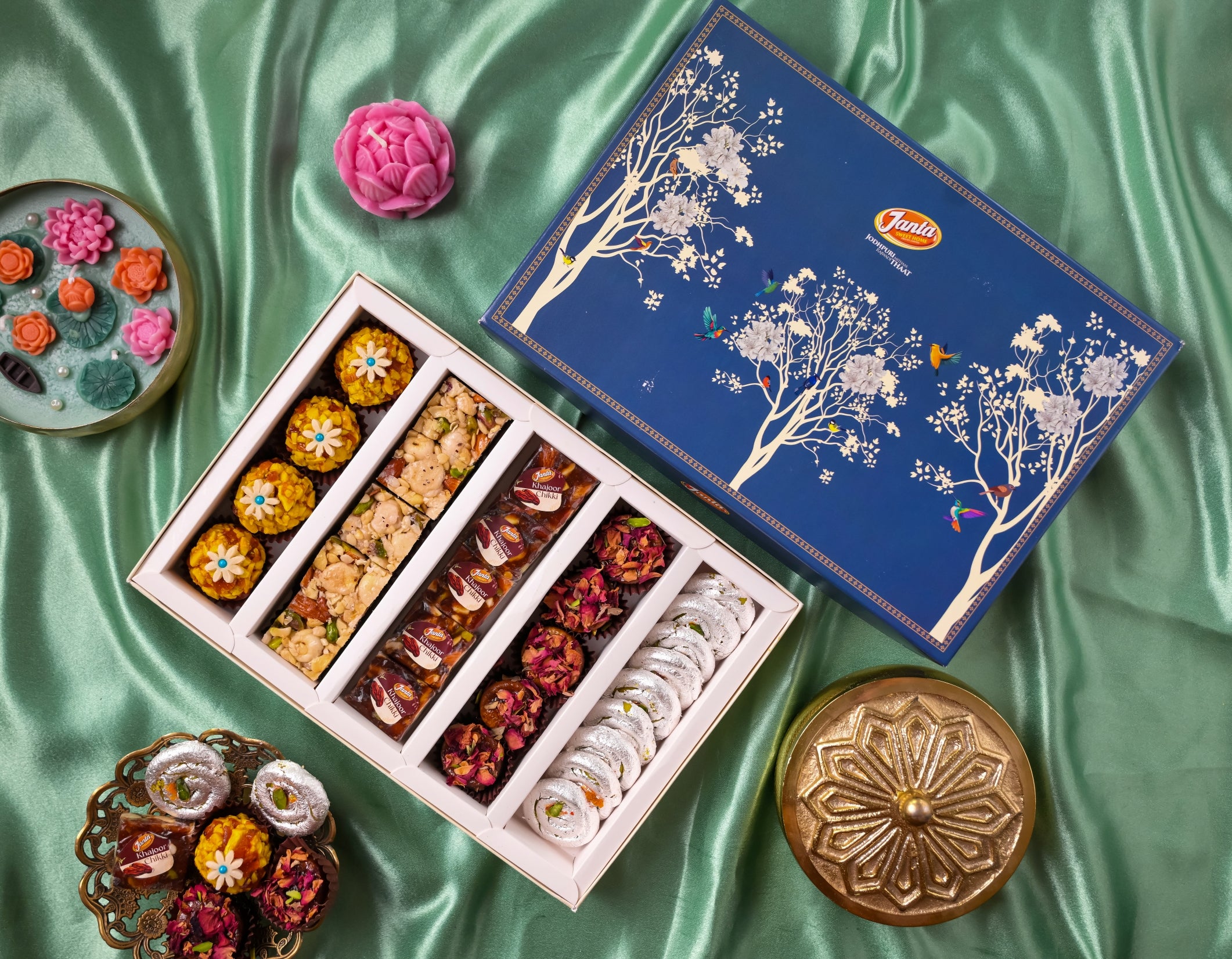 NUT HAVEN BOX